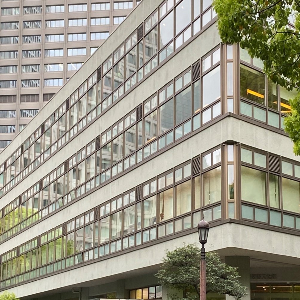 東京地裁から徒歩6分 カフェもあって作業もできる空間 日比谷図書文化館はいいよ 梟の使い Note