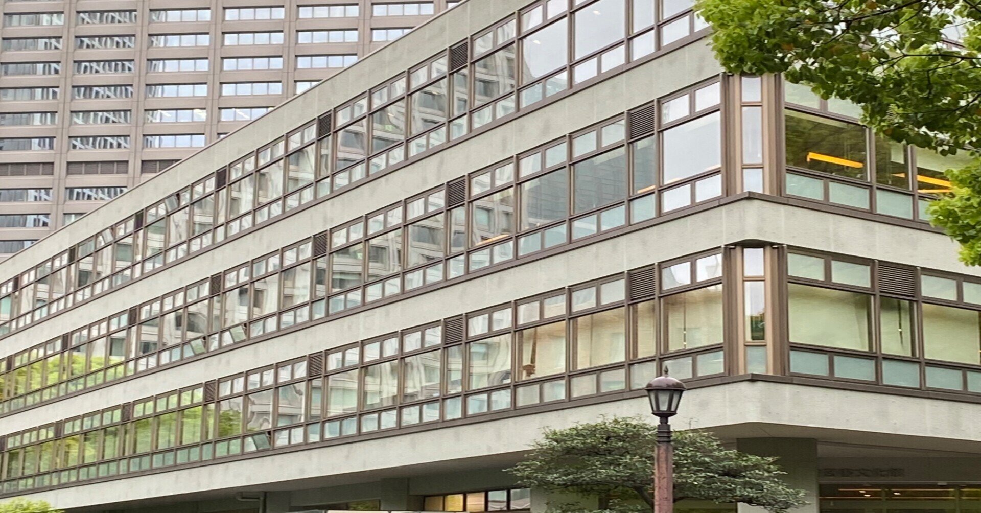 東京地裁から徒歩6分 カフェもあって作業もできる空間 日比谷図書文化館はいいよ 梟の使い Note 東京地裁から徒歩6分 カフェもあって作業もできる空間 日比谷図書文化館はいいよ 梟の使い Note