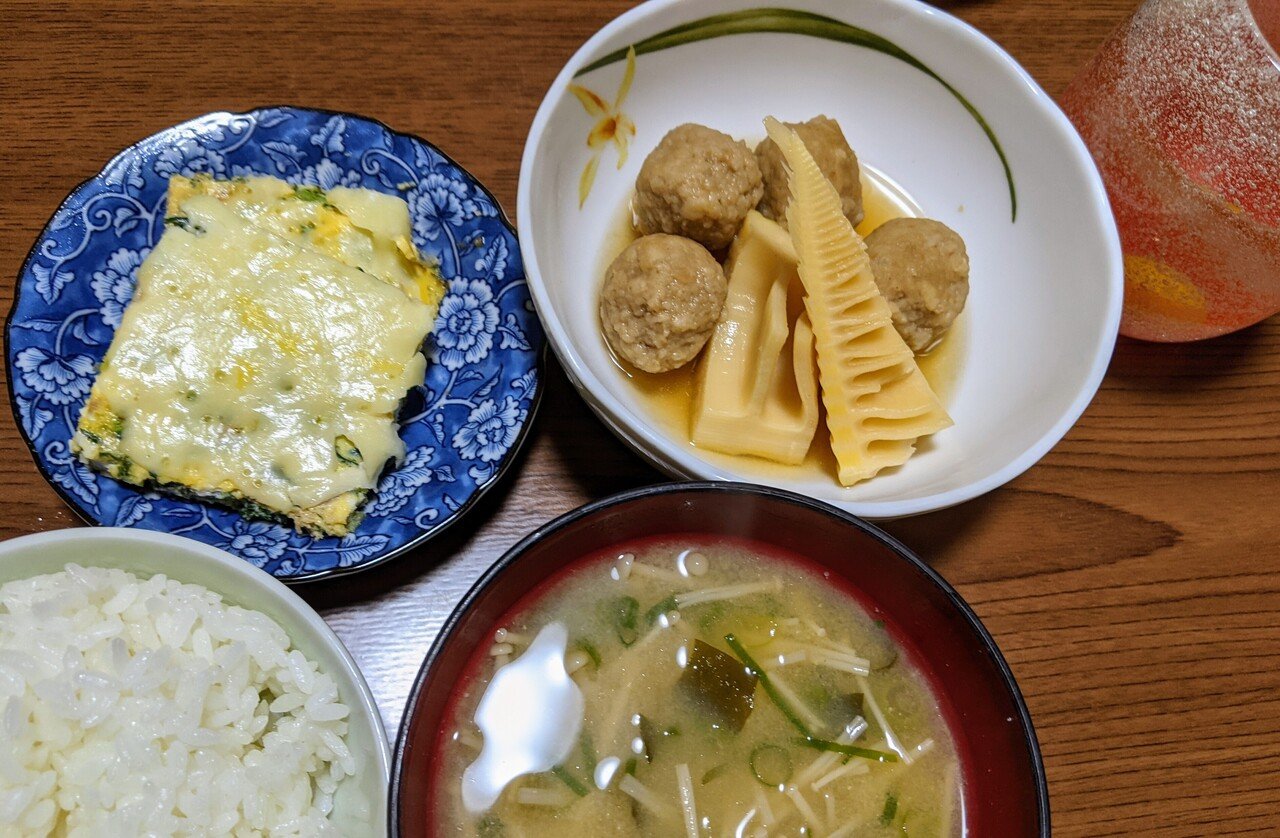 昨日の晩ごはん 筍と肉団子の煮物 卵焼き 小松菜 ツナ チーズ コンソメver 味噌汁 えのき ワカメ 青ネギ 金柑酒 筍の季節 美味しいなぁ お酒も大好きです かよ 管理栄養士 主婦 Note 昨日の晩ごはん 筍と肉団子の煮物 卵焼き 小松菜 ツナ チーズ コンソメver 味噌汁 えのき ワカメ 青ネギ 金柑酒 筍の季節 美味しいなぁ お酒も大好きです かよ 管理栄養士 主婦 Note