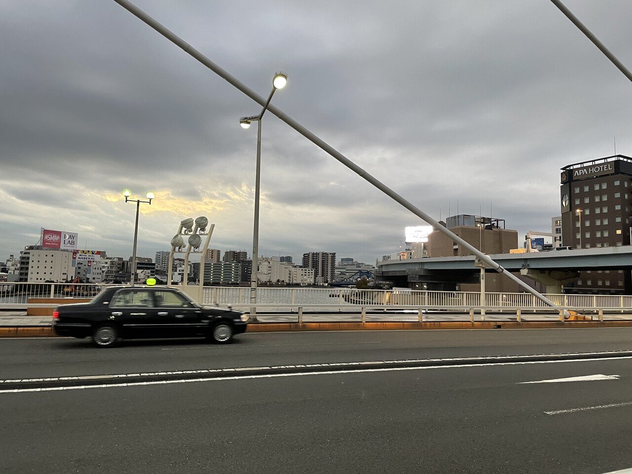 人生の底にいた私に、「来年こそいい年にしましょう」とタクシー運転手