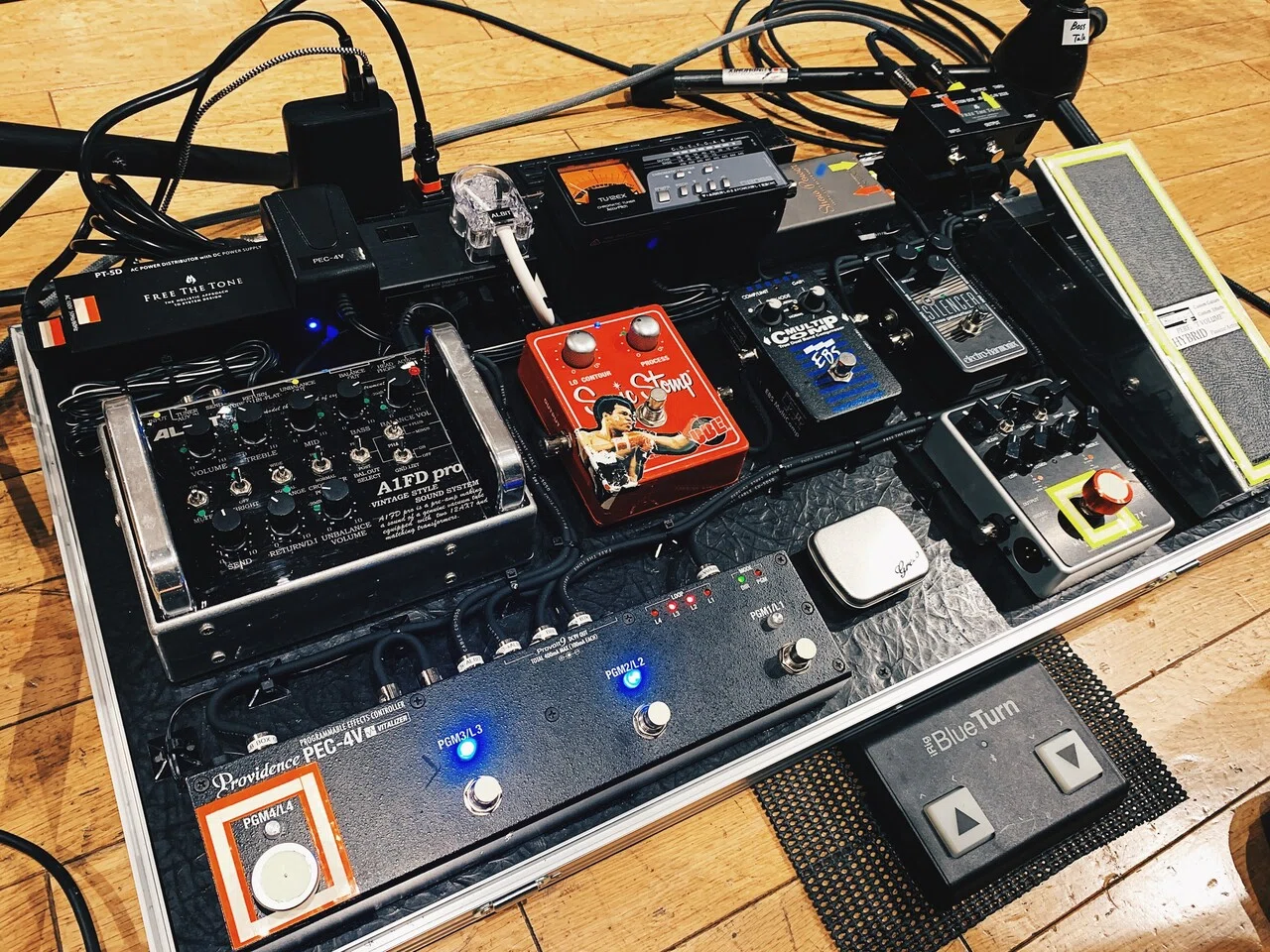 ツアーのベース機材紹介♪|笹井BJ克彦note ツアーのベース機材紹介♪|笹井BJ克彦note