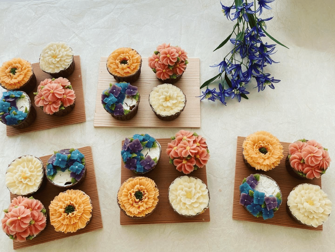 グルテンフリーの和菓子を作るレッスンに行ってきました お花の色も天然色素です Homesalon さやはな オーナー サーヤ 心と体の調律師 Note