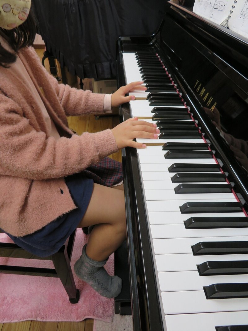 嬉しかったこと 学校で大好きな歌 虹 を弾いていたら 友達が集まって来て メロディーに合わせて歌ってくれました 福田洋子ピアノ音楽教室 Note 嬉しかったこと 学校で大好きな歌 虹 を弾いていたら 友達が集まって来て メロディーに合わせて歌ってくれました 福田洋子ピアノ音楽教室 Note