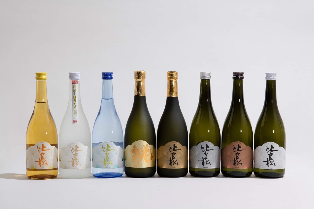 酒ラベルアート「額装」 酒ラベルアート「額装」 日本酒の蔵元「沢の鶴」と13名の