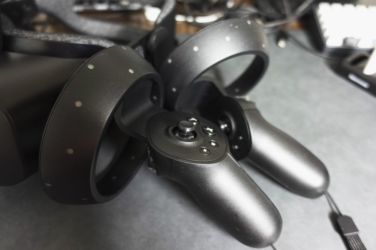 HP reverb VRヘッドセットとコントローラーセット 変換器付属