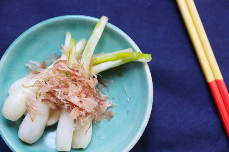 島ラッキョウの皮を簡単にむく方法 島ラッキョウの浅漬け 沖縄料理研究家 宮澤かおる Note