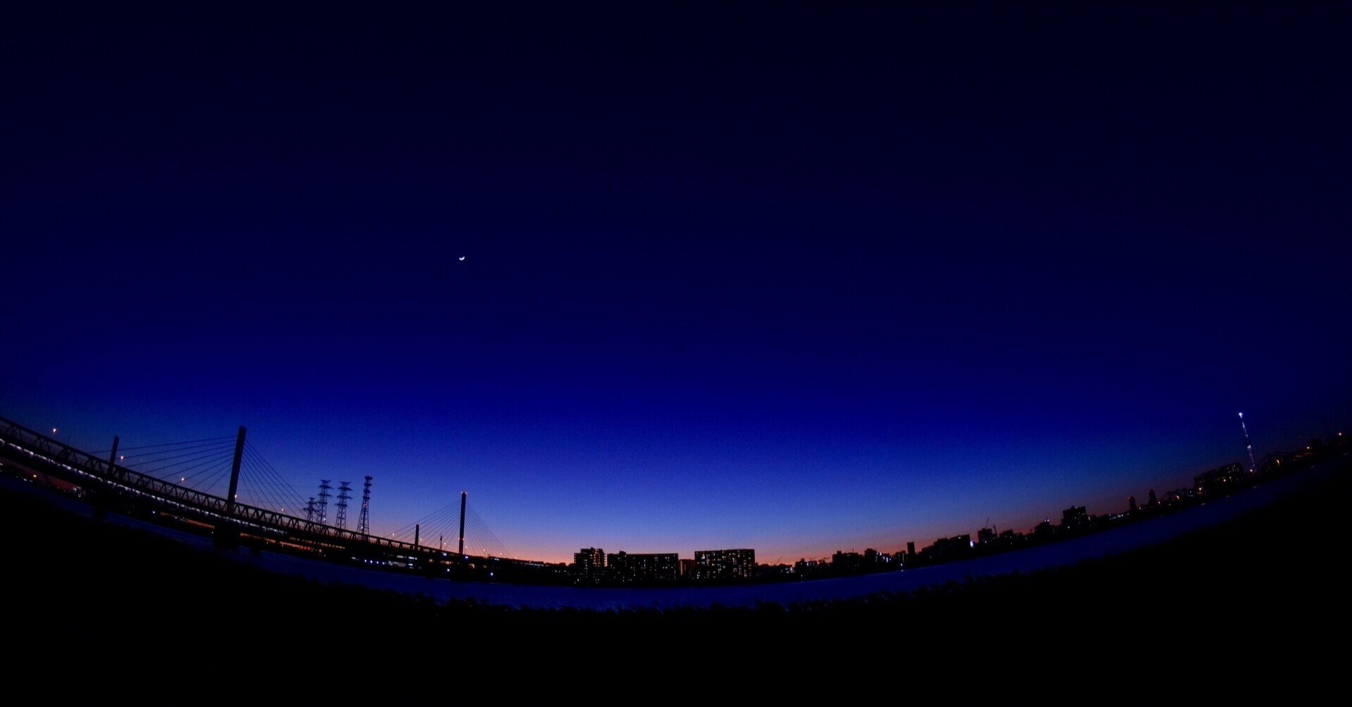 SunriseからTwilight 中田裕二ソロ10周年記念ライブ｜杉浦百香