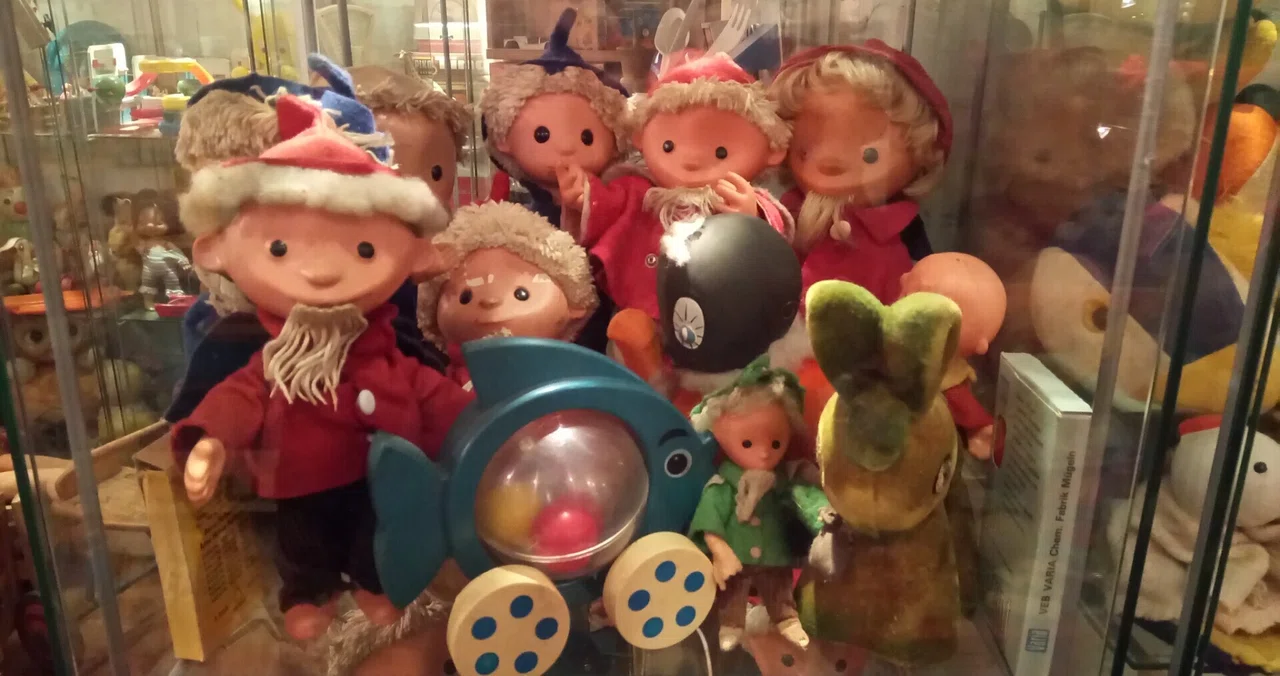 The Hidden Toy Museum Beyond the Door｜あかね