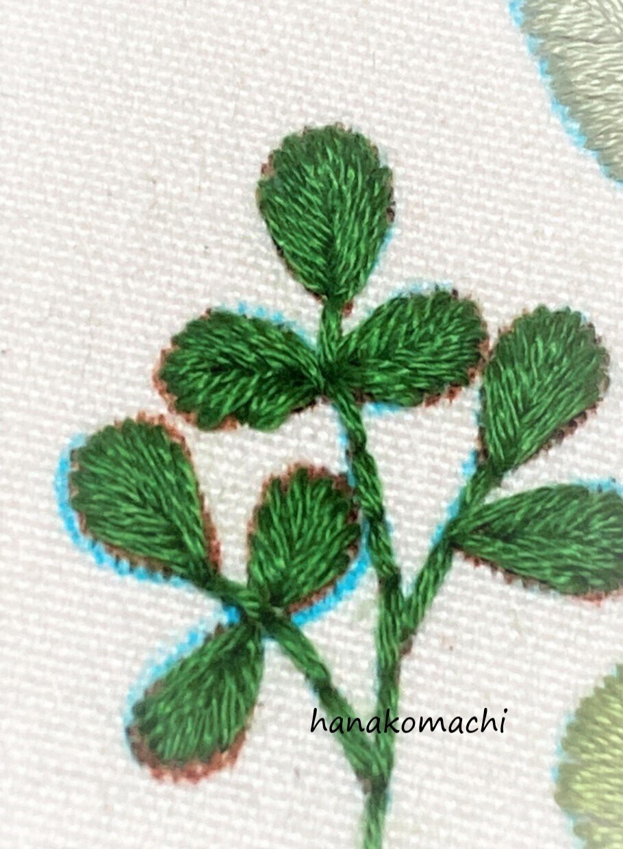 スーちゃん 手縫い 葉っぱのすべり台 葉っぱの刺繍の作り方【刺繍初心者向け】 - YouTube
