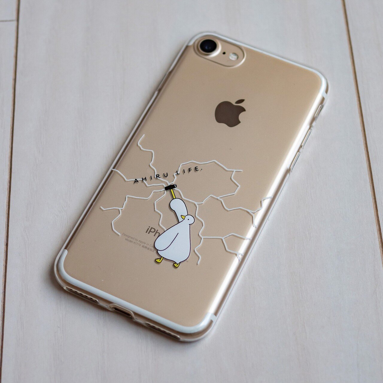 スマホケースひび割れました｜AHIRU LIFE. アヒルライフ