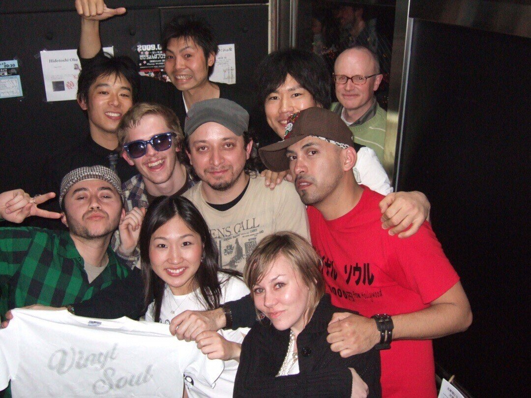 【📸集合写真】gimme dat clover(富岡紘一、小川倫広、安藤博光)、Vinyl Soul、📍北新宿 Cafe Dolce Dolce、📅2009.03.29