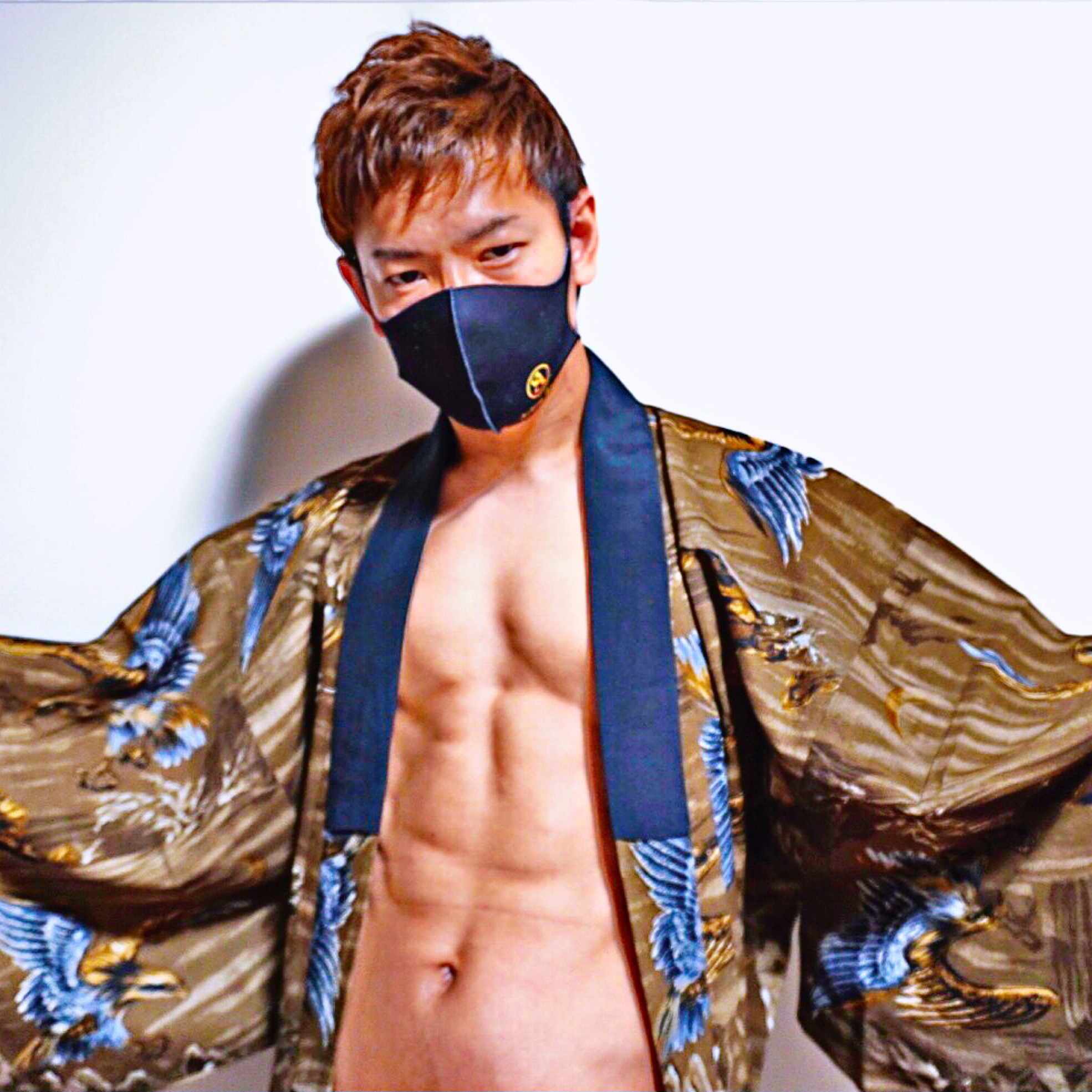 鳩胸を改善する筋トレ コンプレックスチャレンジ 新しいグループレッスン Action Style 人狼ルーム 勇武 Action Style Entertainmet Note