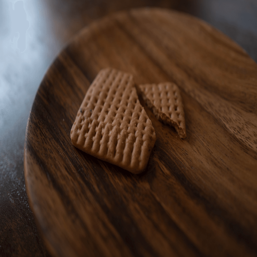 紹介制・入手困難な村上開新堂の歴史あるクッキー｜旅する