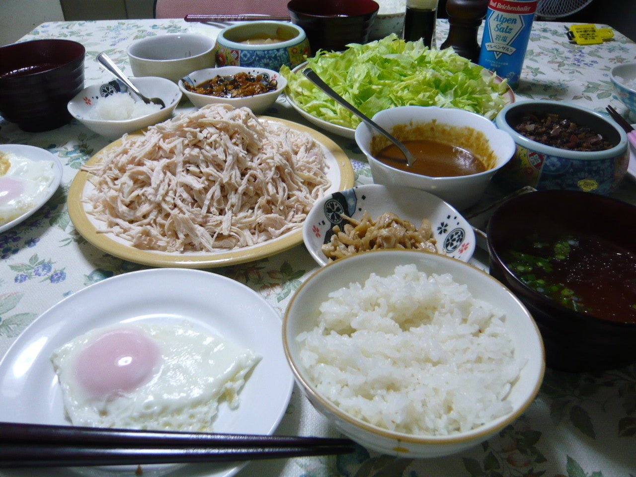 今日の晩御飯 ご飯 鶏スープ バンバンジー レタス 鶏皮ポン酢 目玉焼き 常備菜 今日は暑かったので サッパリと夏メニュー でした 水野かつひこ Note 今日の晩御飯 ご飯 鶏スープ バンバンジー レタス 鶏皮ポン酢 目玉焼き 常備菜 今日は暑かったので サッパリと夏メニュー でした 水野かつひこ Note
