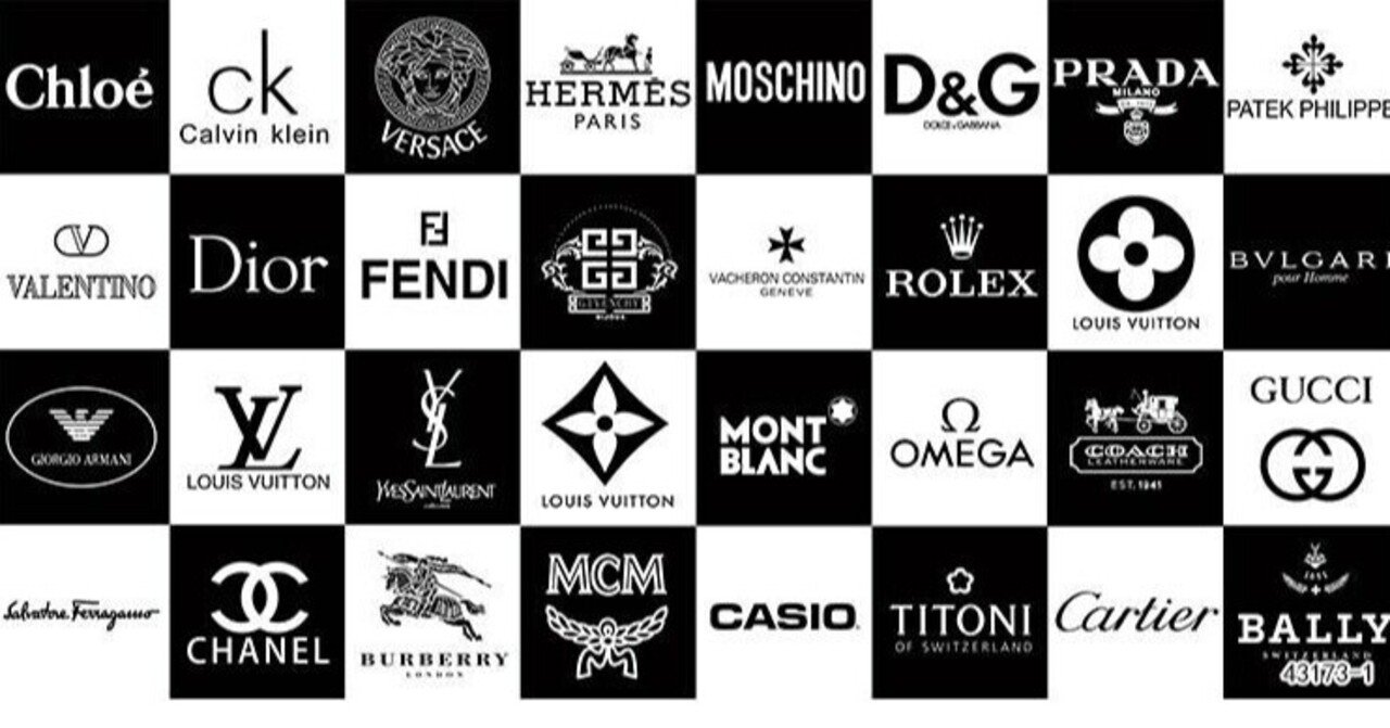 取引中』ESSENTIALS海外ハイブランド！最終値下げ!!