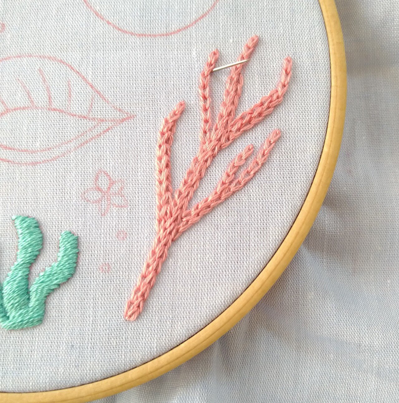 ハンドメイド刺繍 珊瑚の森 珊瑚の森のがま口ポーチ 手刺繍