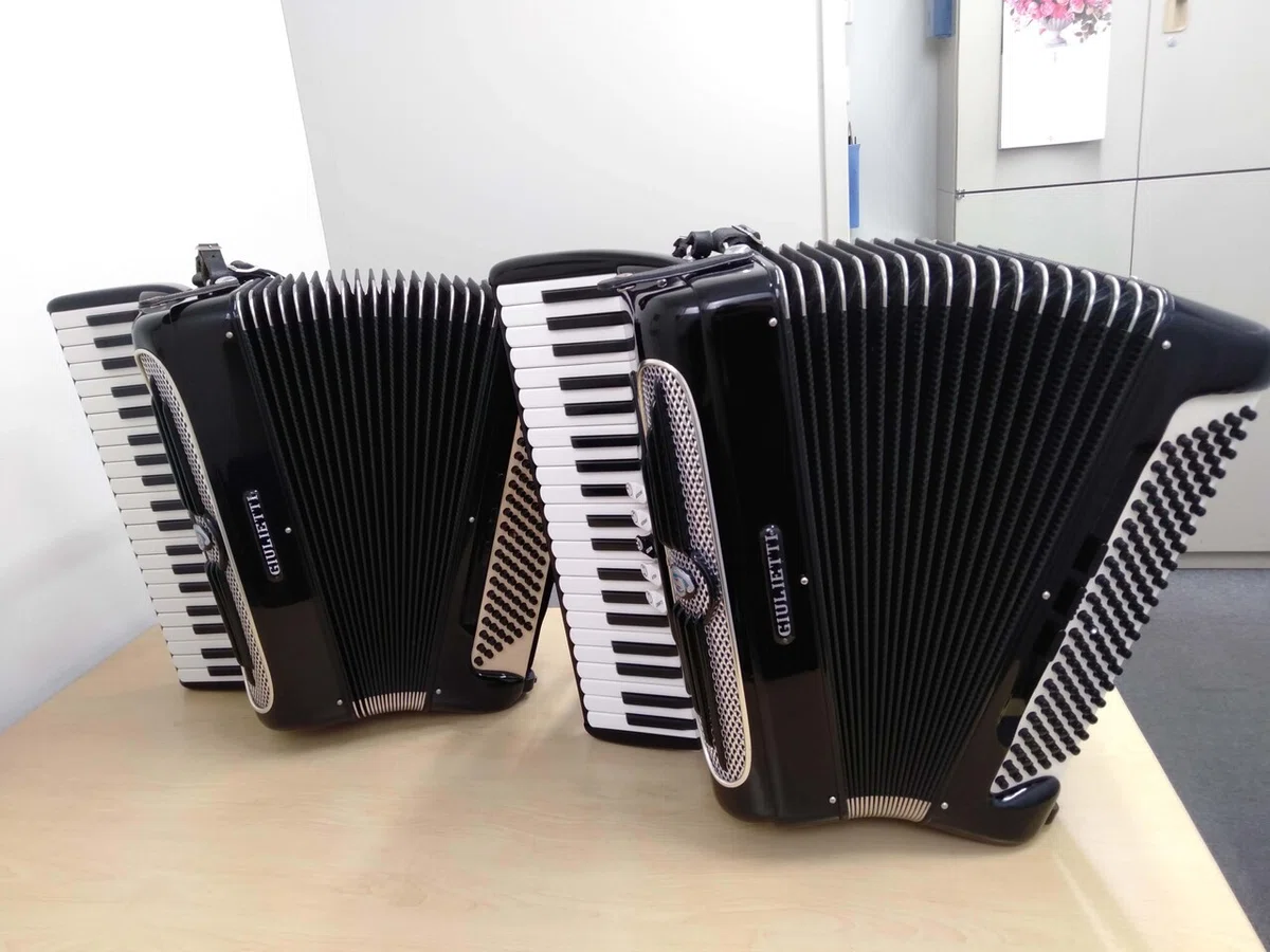 Used] GIULIETTI M52 Comparison of Specifications by Era 
