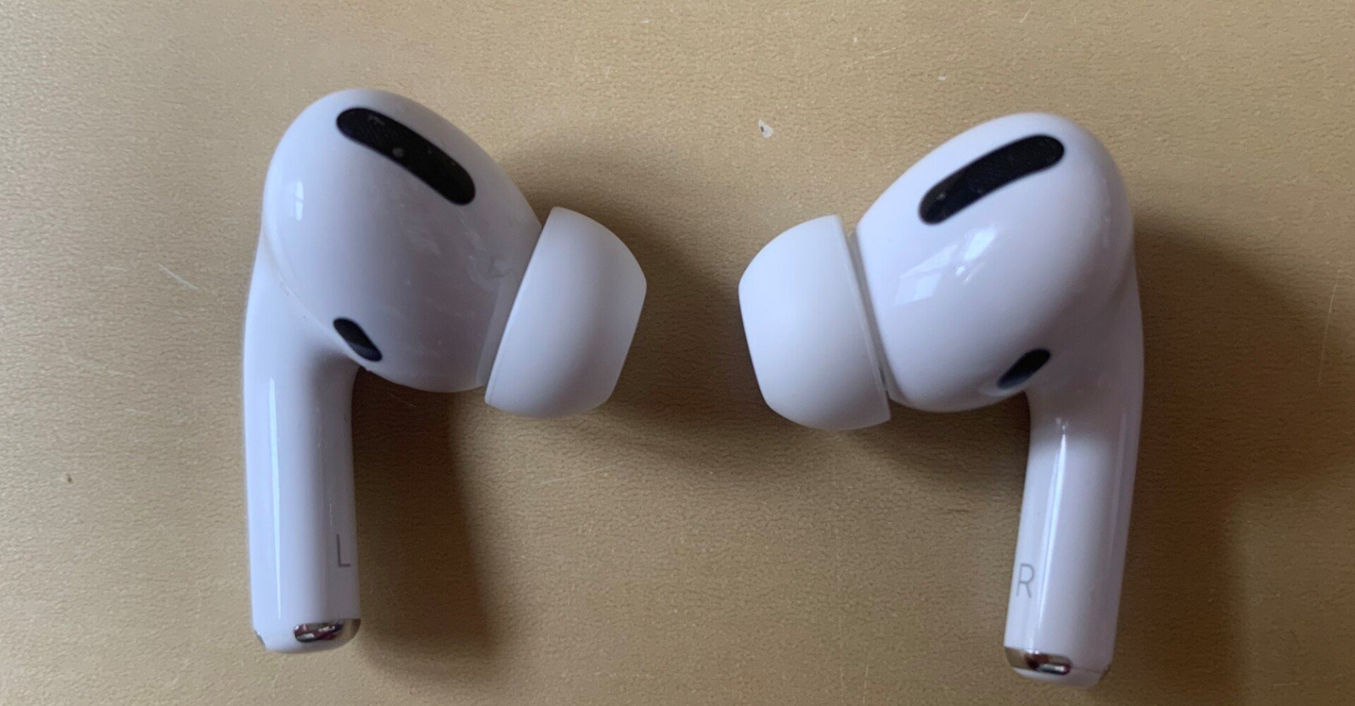 コンピュータ・IT AirPods Amazon | ZENIX DESIGN TECH AirPods Pro 用 ケース カラビナ付 レザー