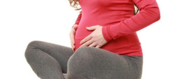 妊娠中から産後まで役立つマタニティヨガ