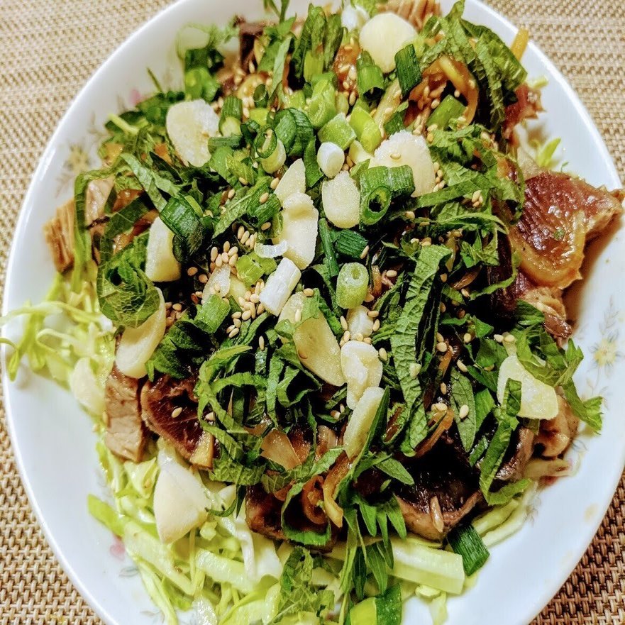大量の薬味と一緒に カツオのたたきをモリモリ食べる レシピ 青空ぷらす Note