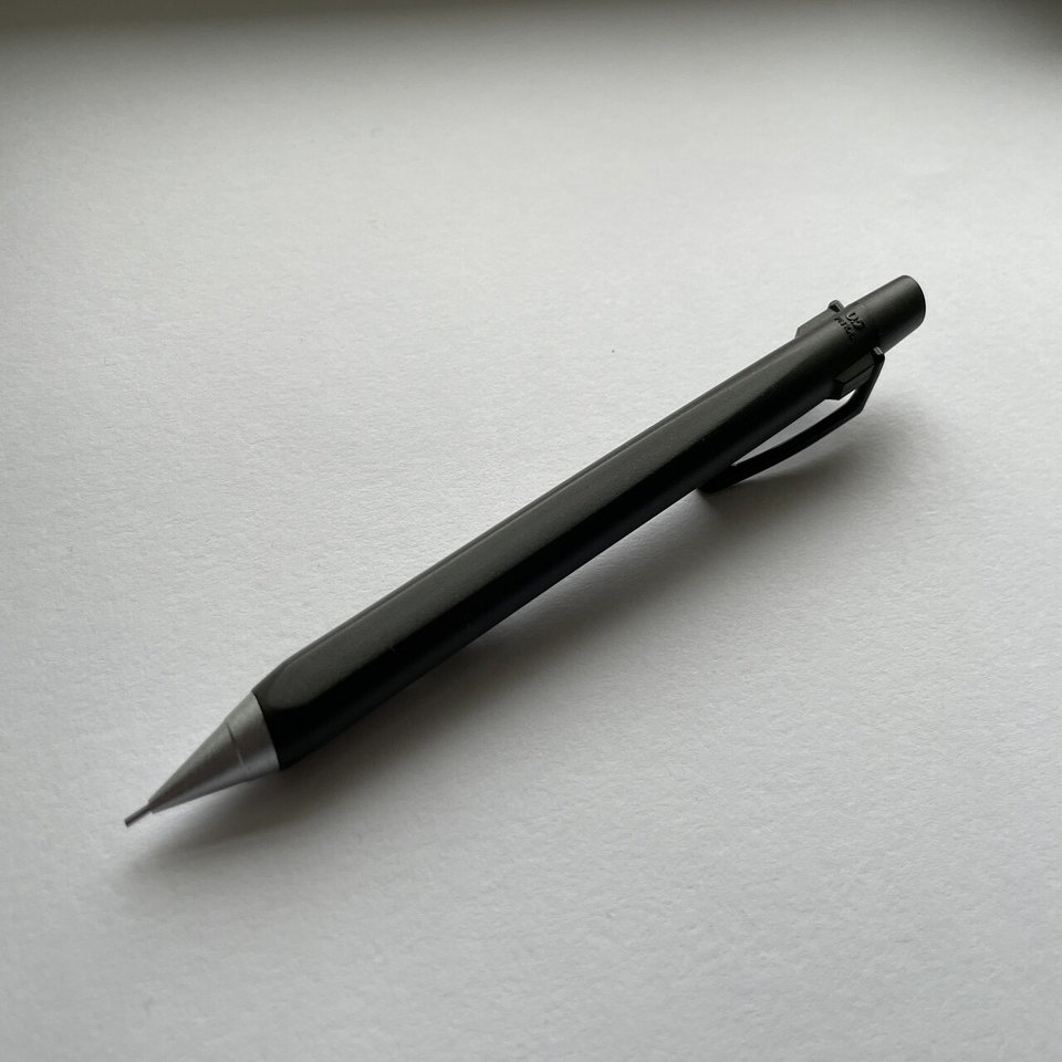 ぺんてる テクノクリック｜Hi-Cas