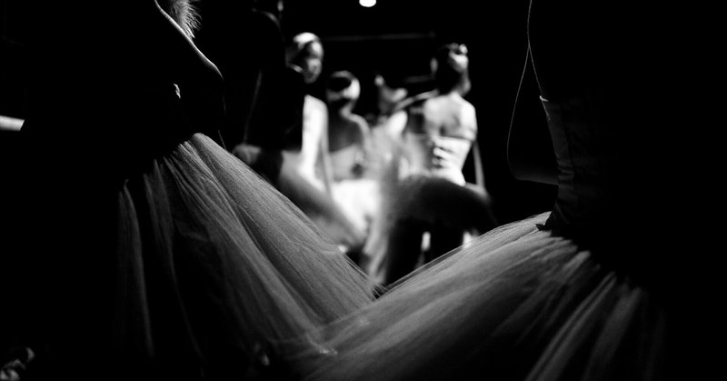 「ダイイング・スワン・プロジェクト」：「瀕死の白鳥」をテーマにした17人の振付家によるドイツ発のダンス動画