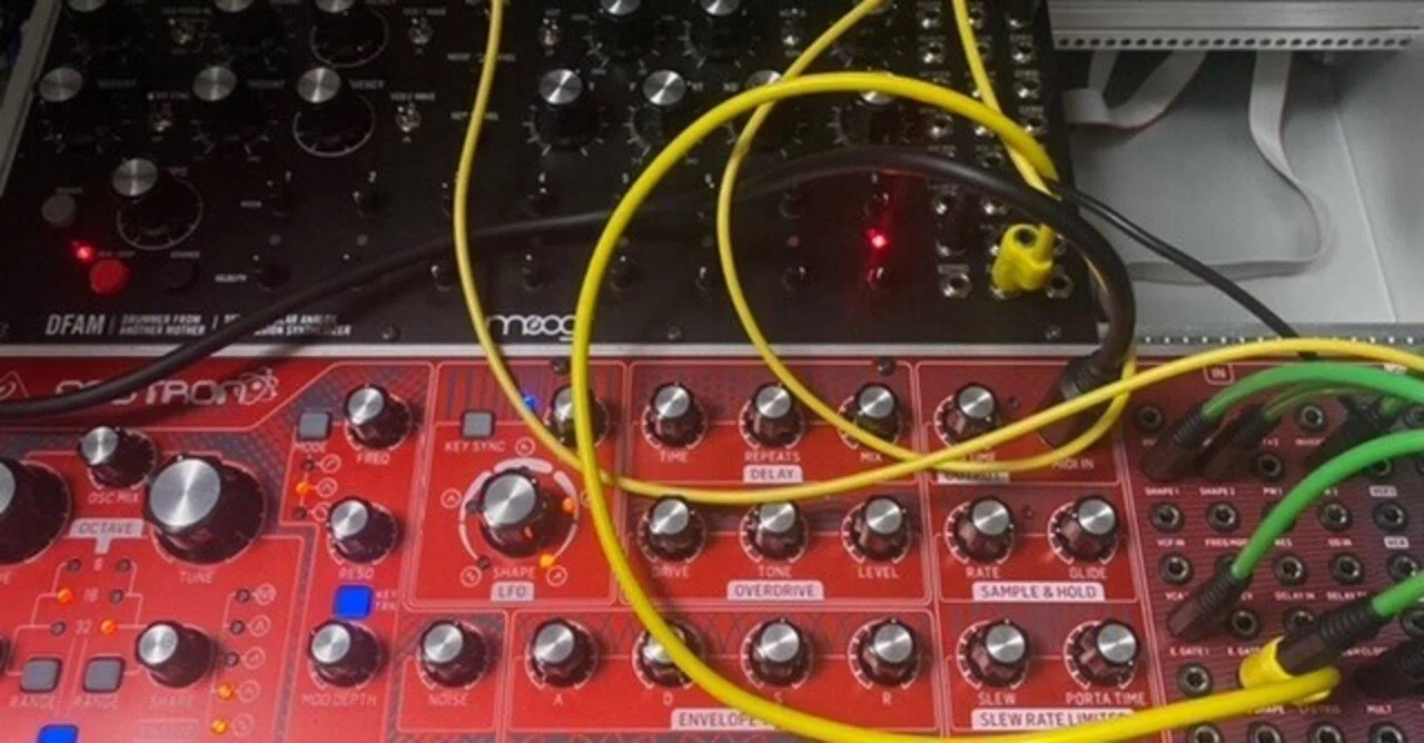 モジュラーシンセを始めて1年 初心者が思う事 Behringer Neutronなど モジュラーシンセを始めて1年 初心者が思う事 Behringer Neutronなど