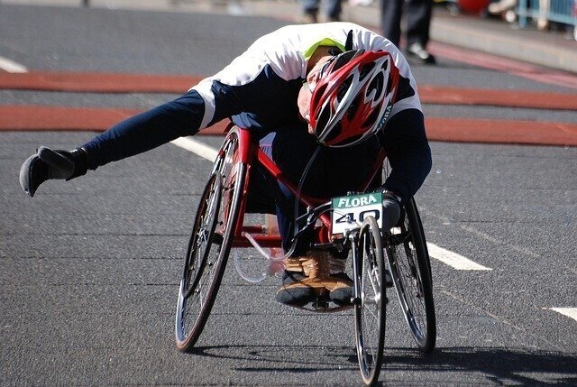 車椅子マラソンパラスポーツ