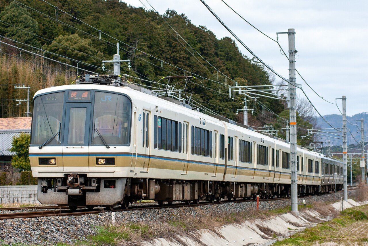 嵯峨野線にて - 2011年4月3日｜10年前の鉄道写真 ／ れいろく