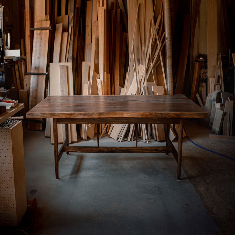 2m40cm」大きなウォールナットのテーブルが出来上がるまでのお話｜小