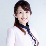 向山 明日香／品格マナーと美しい話し方で人生を5倍充実させる秘訣