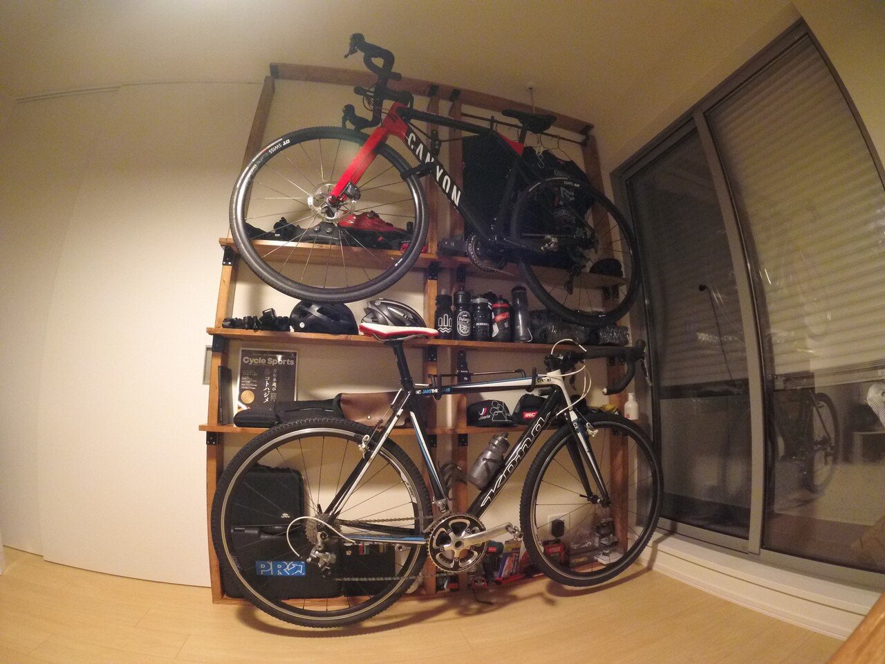 バイクラックをDIYした話｜Isamu Okuda