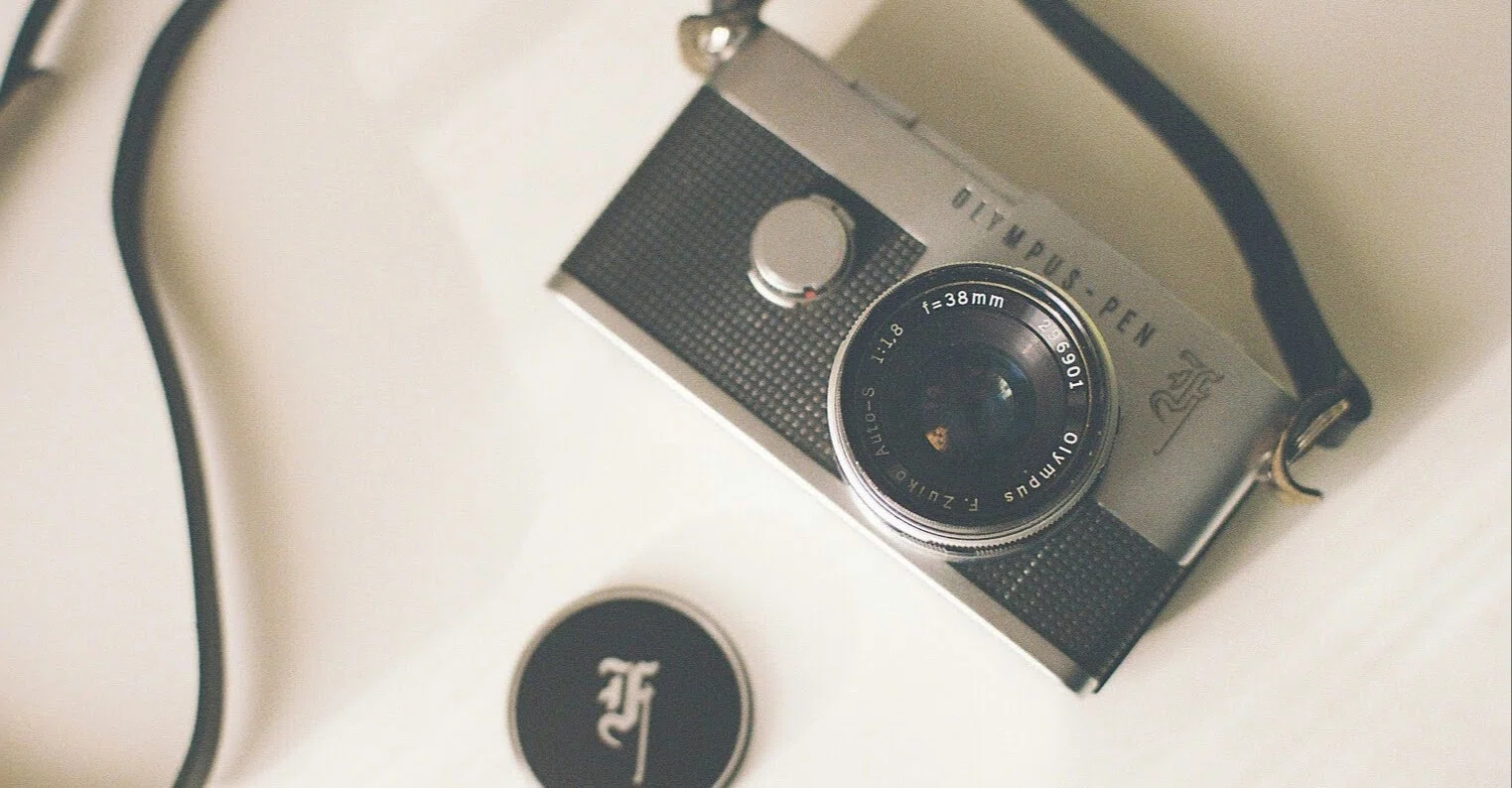OLYMPUS PEN Fで横浜さんぽ ～一眼のハーフカメラ～｜en