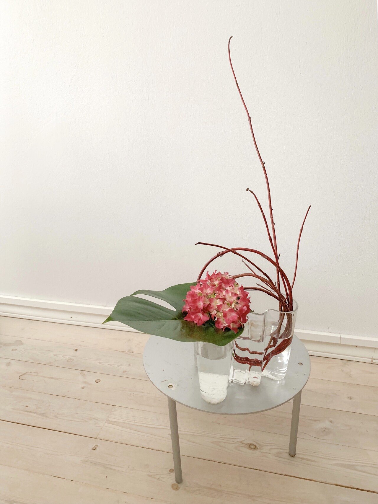 Design Art デザインの眺め 03 生け花とアアルトベース Lapuan Kankurit 表参道 Note
