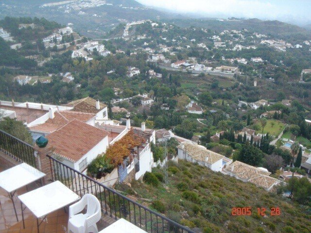 海外生活の記憶 欧州２０００ ｓ ３８ マラガ ロンダの白い村 角 京都 Note