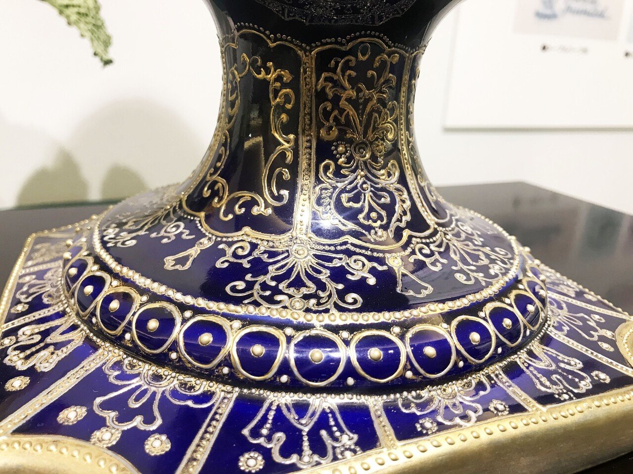 キラキラ光る金盛―オールドノリタケの花瓶を見る―|横山美術館 キラキラ光る金盛―オールドノリタケの花瓶を見る―|横山美術館