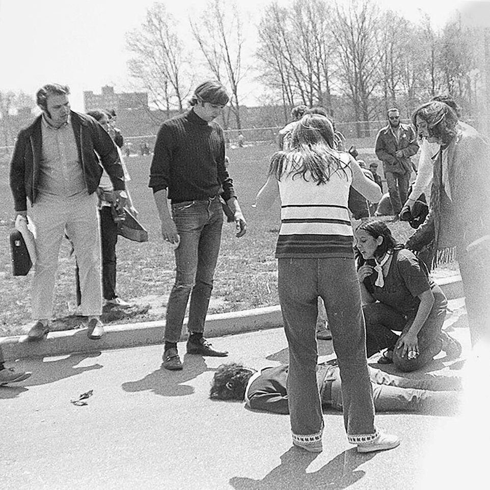1970年5月4日 ブリキの兵隊とニクソン がオハイオ州で 4人のアメリカ人学生を殺した日 オハイオ Csny 山本 剛 Note