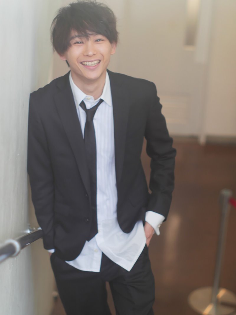 須賀健太をとことん満喫できるコンテンツが満載のオンラインサロン開設 リーズンルッカ Note