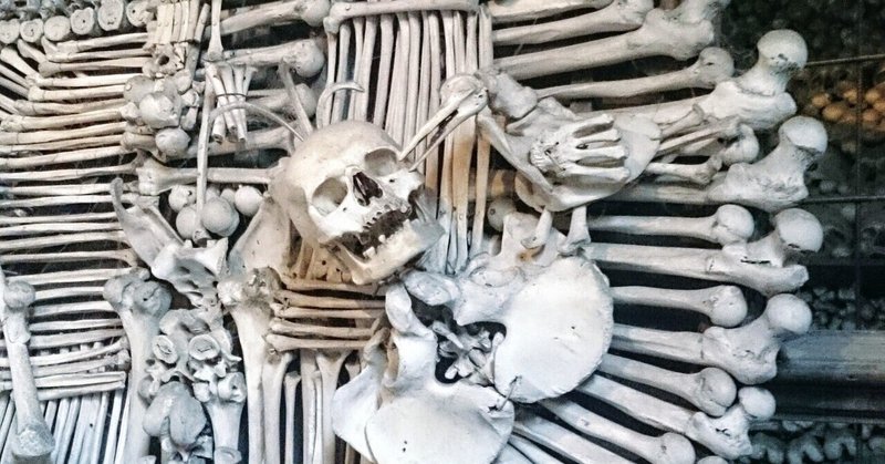 チェコの街 Kutna Hora クトナー ホラのコストニツェ ゆ き Note チェコの街 Kutna Hora クトナー ホラのコストニツェ ゆ き Note