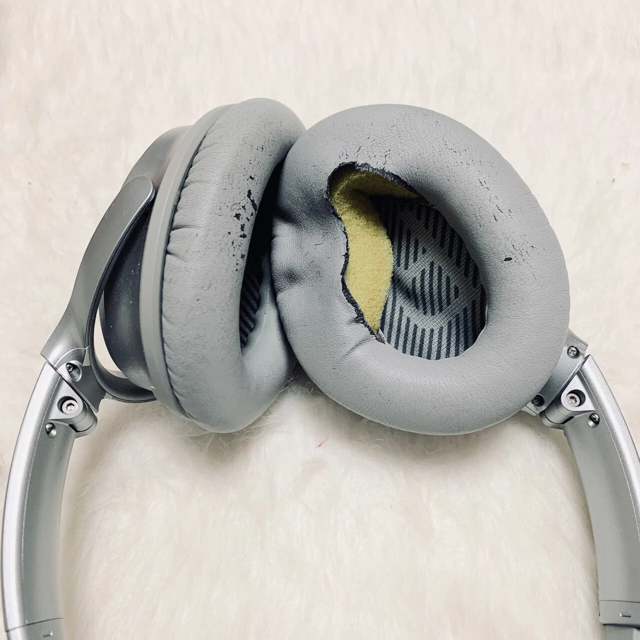 Bose ワイヤレスヘッドホン QC35Ⅱイヤーパッド交換済み BOSE QC35Ⅱのイヤーパッドを自力で交換してみた｜アノニマスDTM編集部