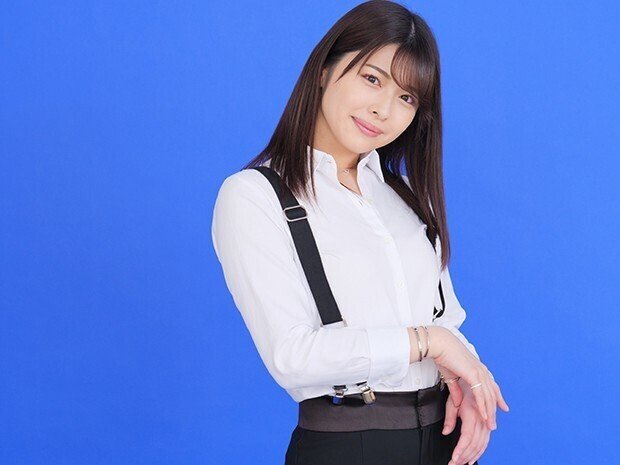 ハロプロ　金澤朋子　セット　写真　タペストリ　ノート 金澤朋子（Juice=Juice）インタビュー「チャンスに敏感でいる