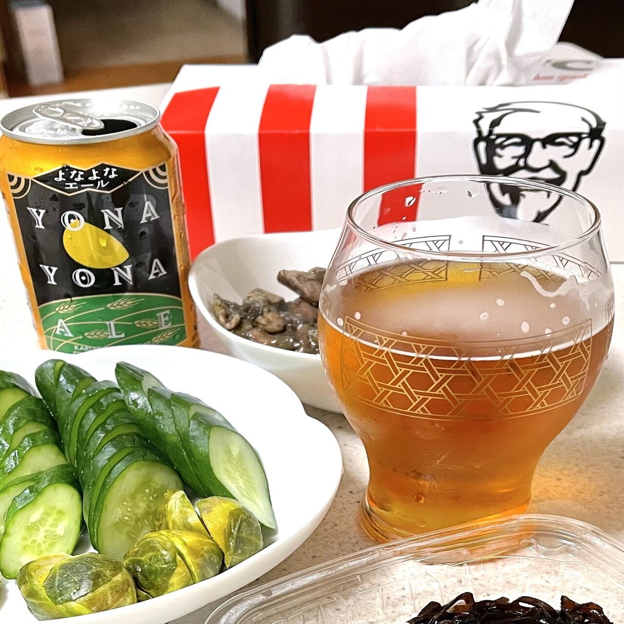 KFCの箱が、BOXティッシュケースにピッタリだった件｜ホルモン☆もいしょう