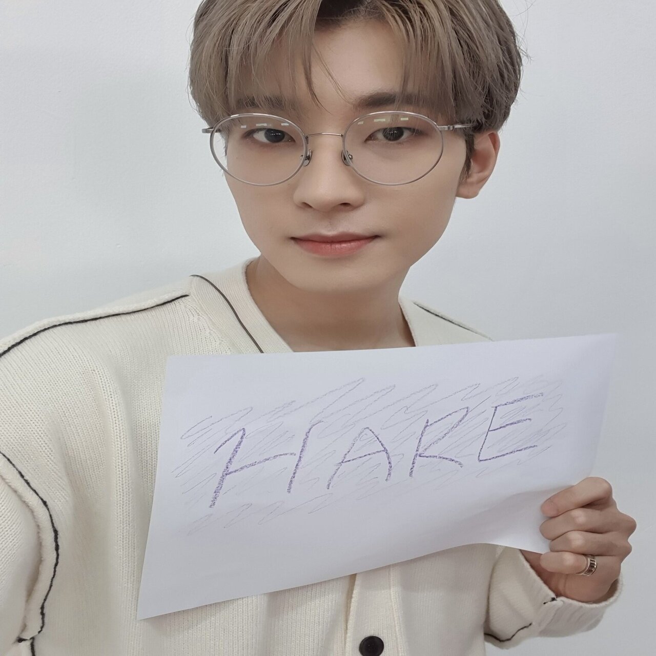 2ヶ月間のSEVENTEENまとめ🌟｜ウォヌさんの脚