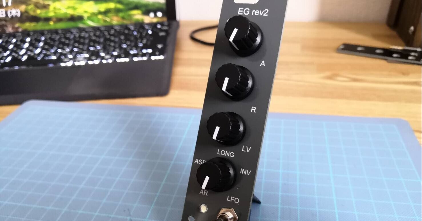 instruo eas 粗く モジュラーシンセ