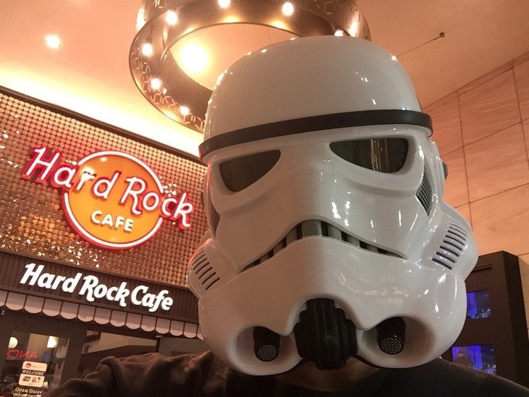 #starwars #trooper #selfie #selfietrooper #スターウォーズ #トルーパー #セルフィー #セルフィートルーパー #hardrockcafe #ハードロックカフェ