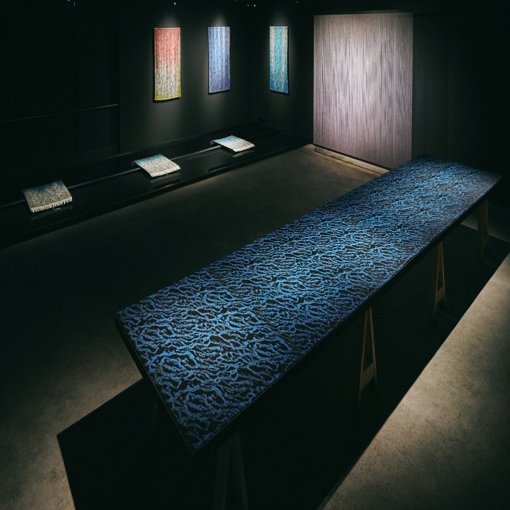 展示レポート】細尾・東京大学・ZOZOテクノロジーズ共同研究成果展示“Ambient Weaving ── 環境と織物”｜ZOZO  DEVELOPERS BLOG