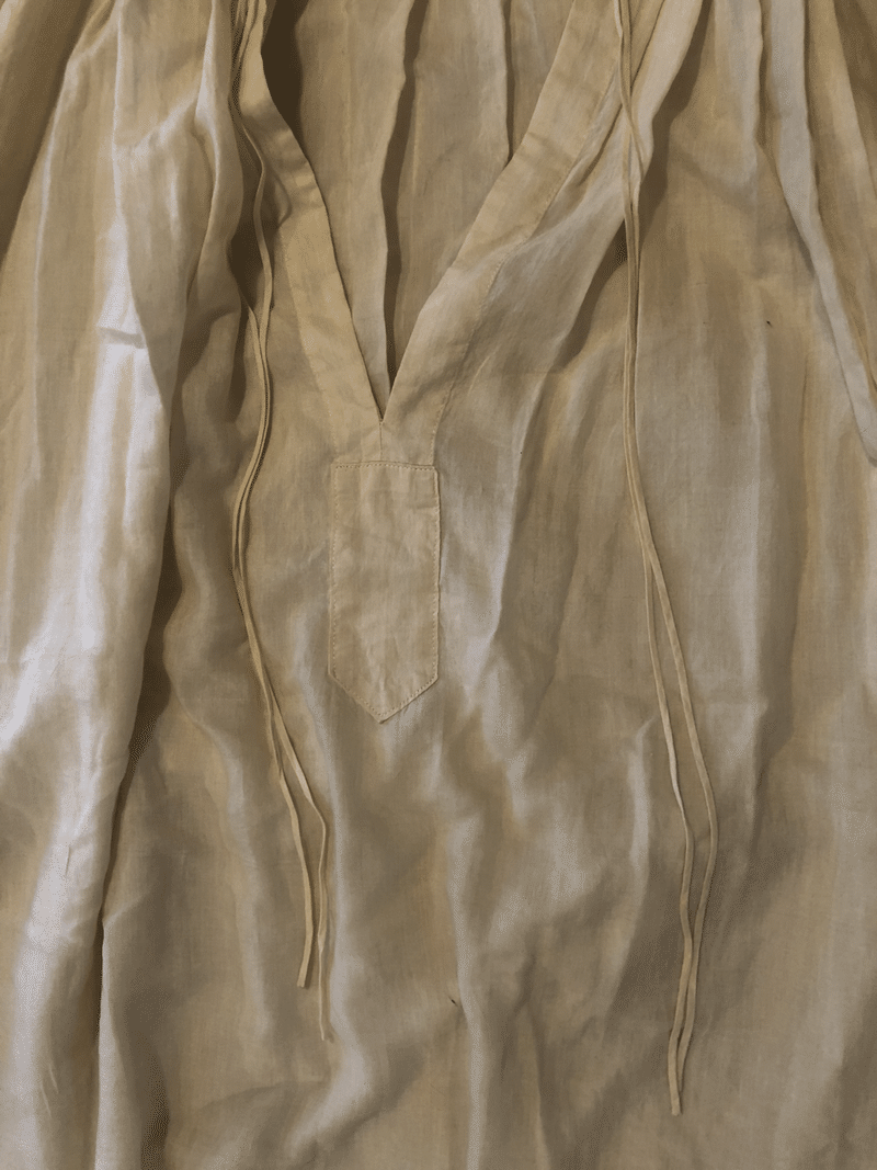 The Story Of Clothes 2 Arts And Scienceのシルクのブラウス Swaq Tokyo Note