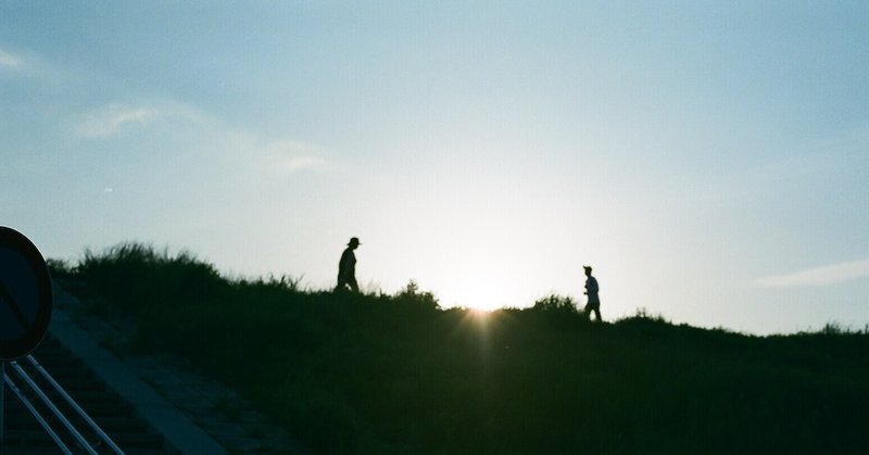 他者のまなざし は地獄にもなり 救いにもなる 映画 朝が来る を観てかんがえたこと 山中康司 生き方編集者 Note