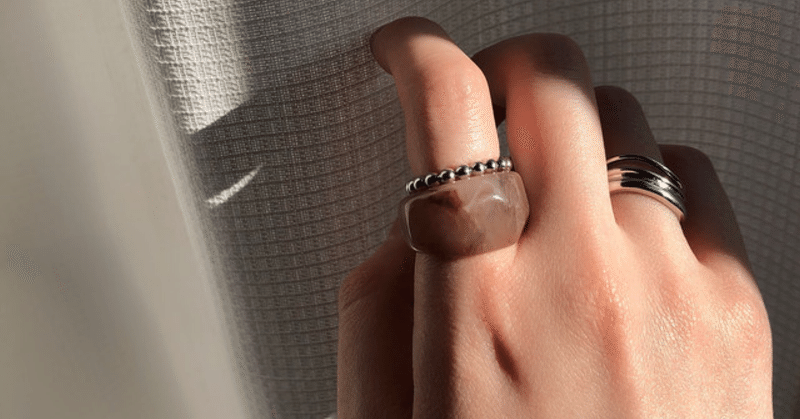 サイズが大きい指輪 調節無しでぴったり着けられる裏技 Mica フォロバ100 Note サイズが大きい指輪 調節無しでぴったり着けられる裏技 Mica フォロバ100 Note