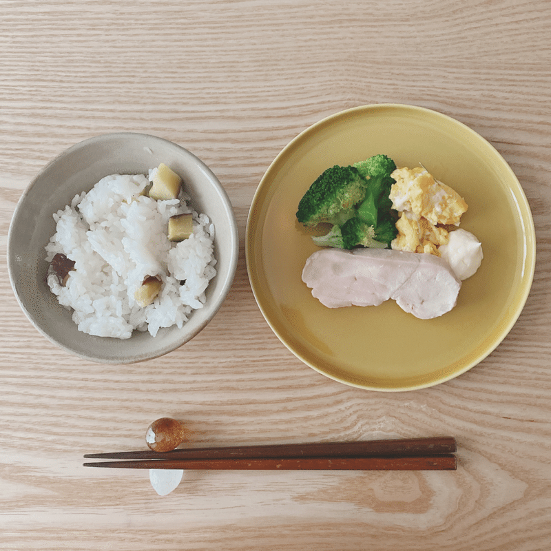21 05 13 今日の朝ごはん さつまいもごはんと色々 Umi Note